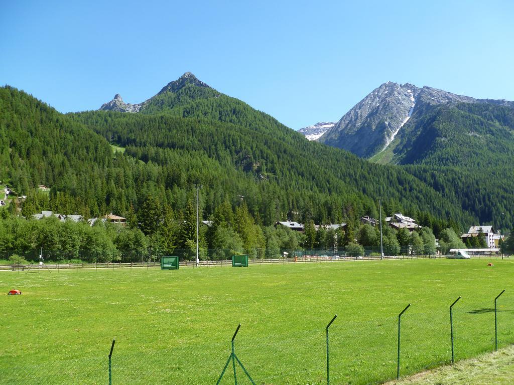 Hotel L' Aiglon Champoluc Exterior foto